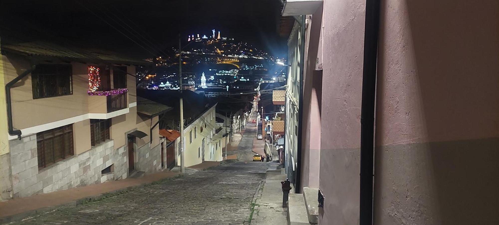 Hotel Casa Ecuatreasures Centro Historico Кито Экстерьер фото